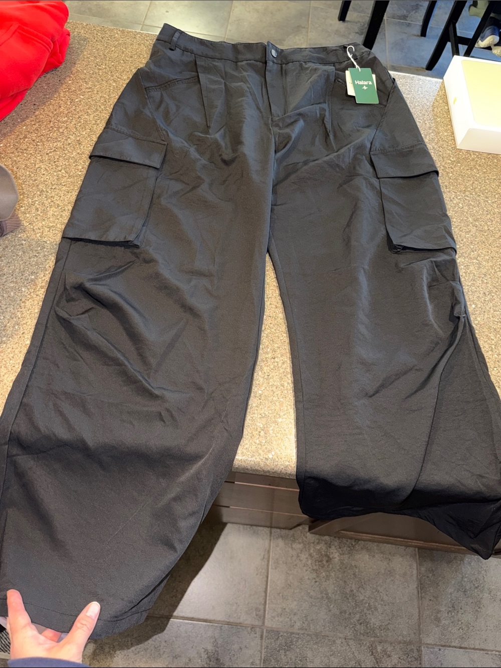 Halara wide leg cargo pants